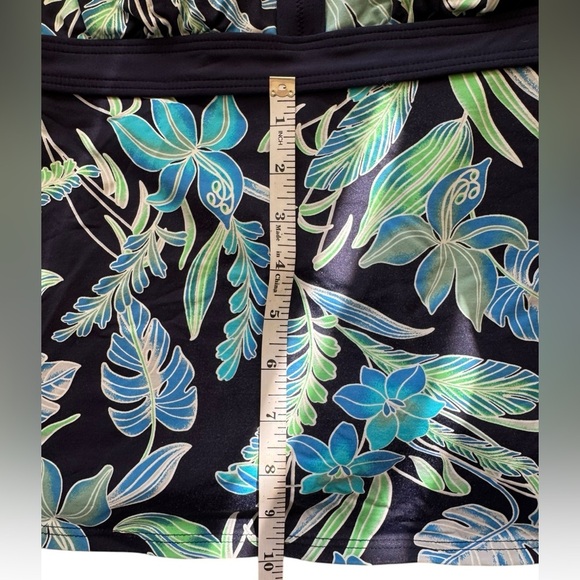 Lands End Womens Keyhole High Neck Tankini Top Deep Sea swimsuit pool beach 4P - Picture 9 of 9